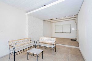 Image 33 - 897286