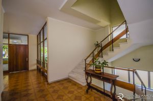 Image 27 - 856227