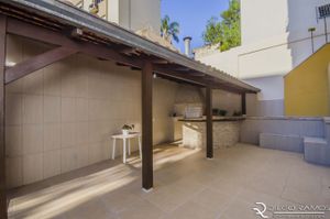 Image 31 - 856227