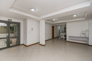 Image 18 - 181184