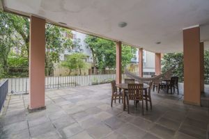 Image 40 - 296986