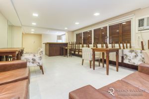 Image 6 - 10319