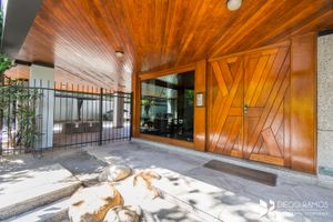Image 39 - 732287