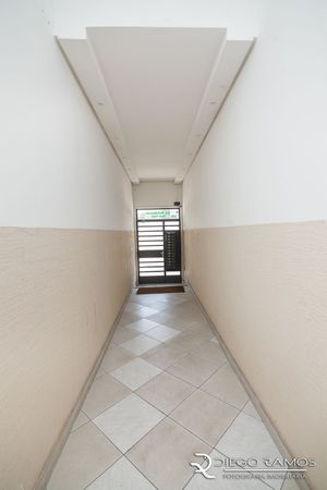 Image 25 - 898785