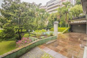 Image 6 - 10461