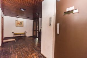 Image 28 - 200352