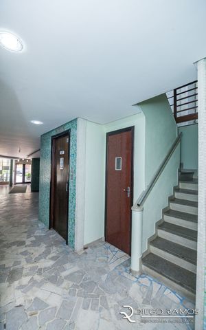 Image 3 - 10521