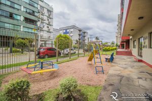 Image 3 - 10525