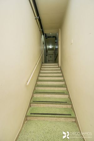 Image 3 - 10528