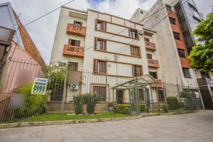 Image 16 - 215608