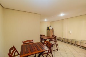 Image 16 - 883749