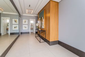 Image 32 - 518602