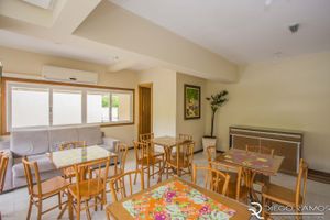 Image 33 - 929243