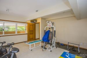 Image 36 - 929243