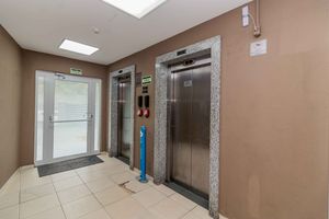 Image 3 - 106