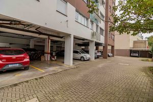 Image 39 - 106