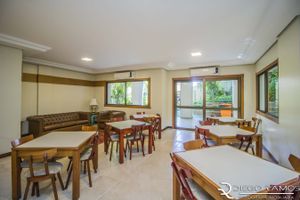 Image 47 - 303389
