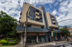 Image 10 - 896662