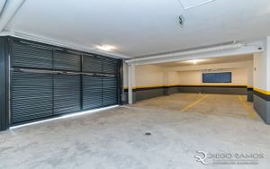 Image 9 - 10760