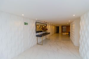 Image 78 - 387207