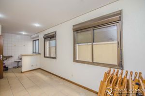 Image 34 - 181041