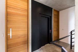 Image 14 - 182201
