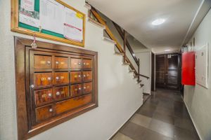 Image 15 - 225930