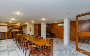 Image 43 - 894988