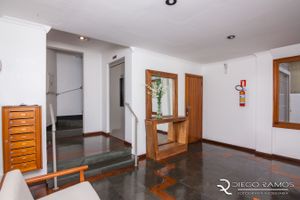 Image 26 - 873600