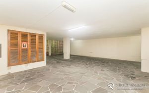 Image 30 - 182132