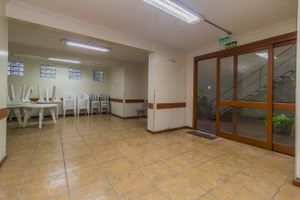 Image 6 - 10990