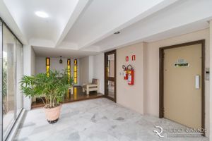 Image 35 - 306098