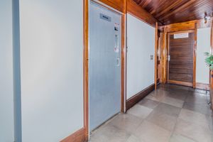 Image 33 - 826866