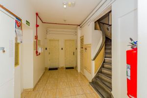 Image 15 - 864851