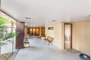 Image 32 - 216826