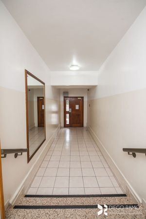 Image 30 - 202049