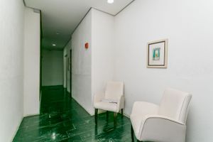 Image 21 - 595142