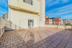 Image 34 - 869281