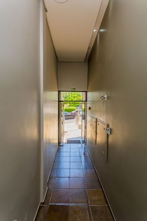 Image 7 - 866876