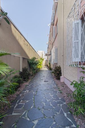 Image 3 - 11527