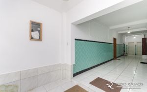 Image 38 - 866698