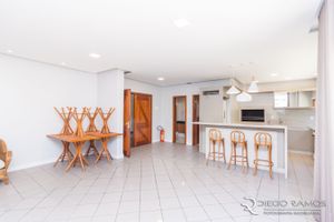 Image 9 - 11563