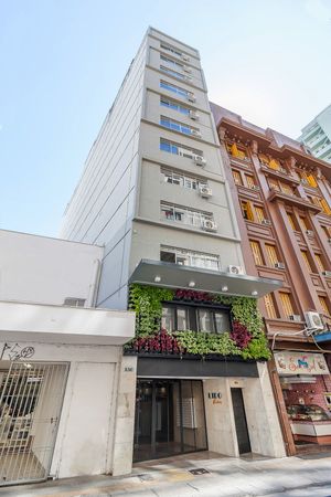 Image 34 - 841495