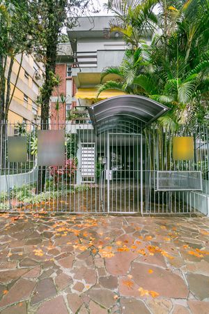 Image 17 - 223795