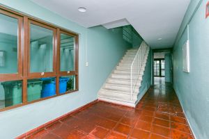 Image 21 - 223795