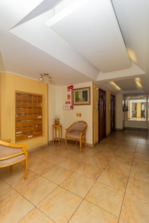 Image 26 - 817608