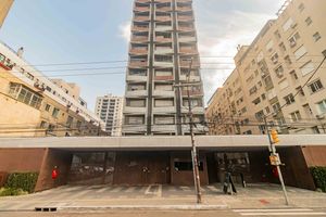 Image 11 - 244111