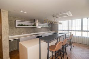 Image 28 - 244111