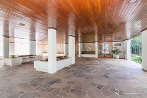 Image 32 - 658216