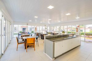 Image 13 - 160611